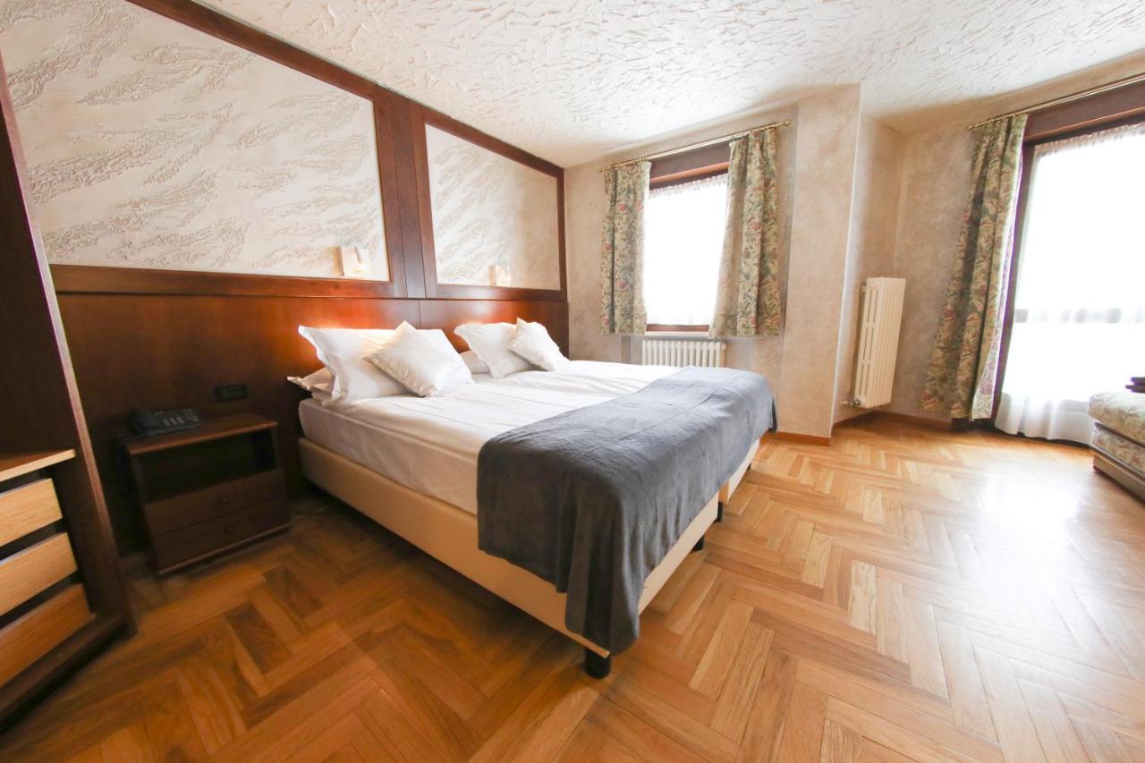 Hotel Sporting Breuil-Cervinia Exteriér fotografie