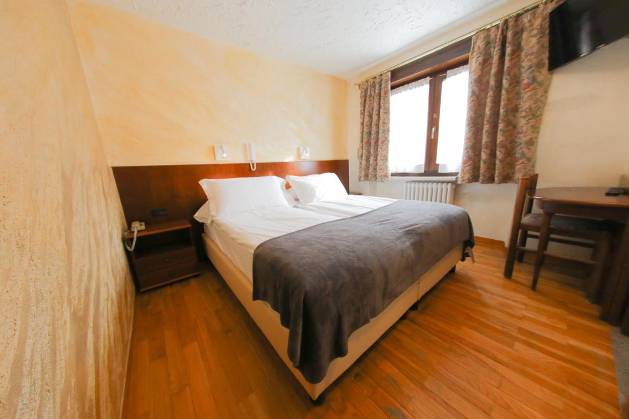 Hotel Sporting Breuil-Cervinia Exteriér fotografie